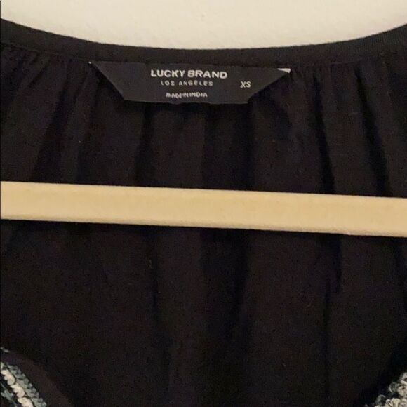 Lucky Brand Blouse.Xs. NWT. - Picture 4 of 9